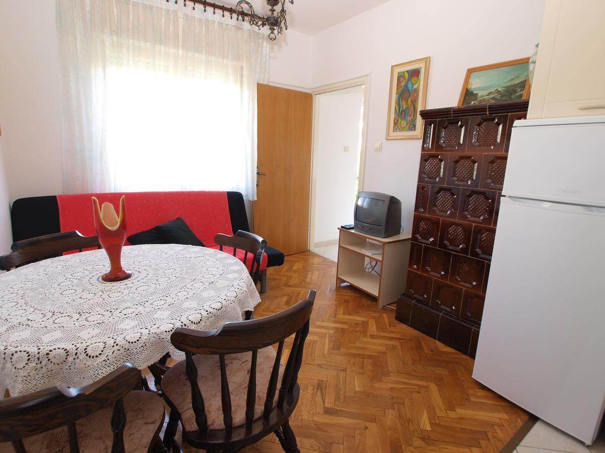 Apartments Valter 613 Pula Buitenkant foto