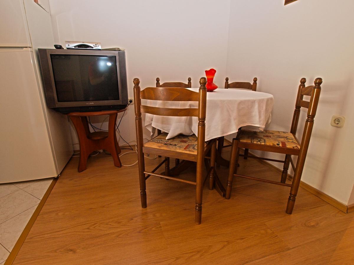 Apartments Valter 613 Pula Buitenkant foto