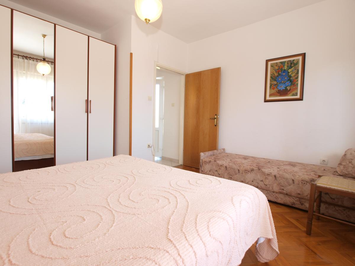 Apartments Valter 613 Pula Buitenkant foto