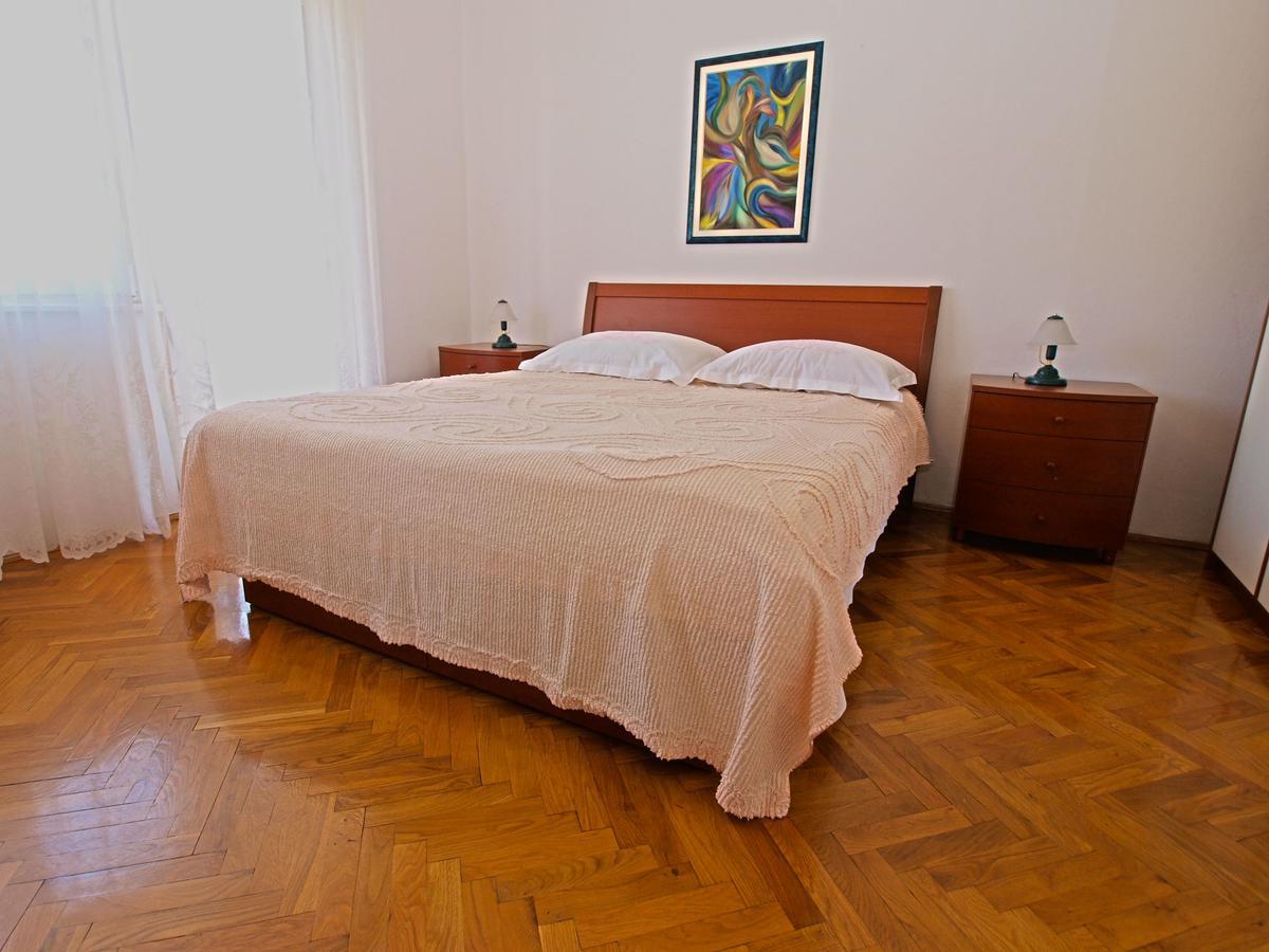 Apartments Valter 613 Pula Buitenkant foto